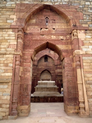 Allaudin's Tomb, qutb complex, new delhi