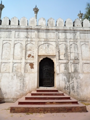 Moti-Masjid, red fort, new delhi