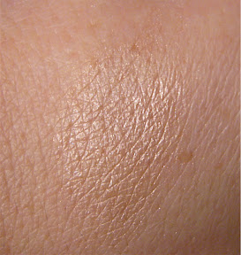 Swatch of Eyeshadow in Ignite