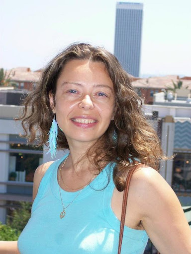 http://lh5.google.com/LisaSmirnoff/Ri2GlDF_1zI/AAAAAAAAAxU/0TEDUJ2red0/Lisa1.JPG?imgmax=512
