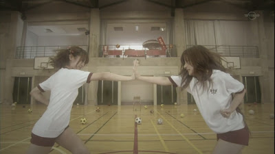 Clash of the schoolgirls