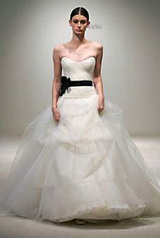 vera wang bridal gown