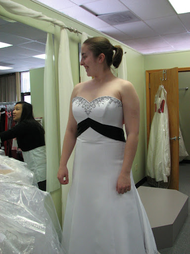 romantic-plus-size-wedding-dress