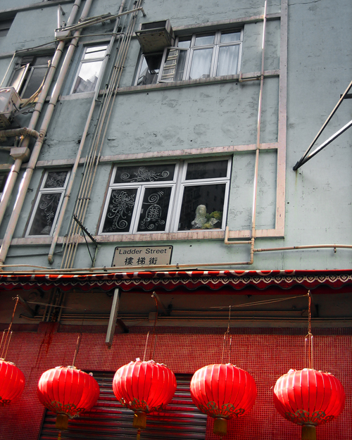 hollywood road corner ladder road, Hong kong - photo by joselito briones