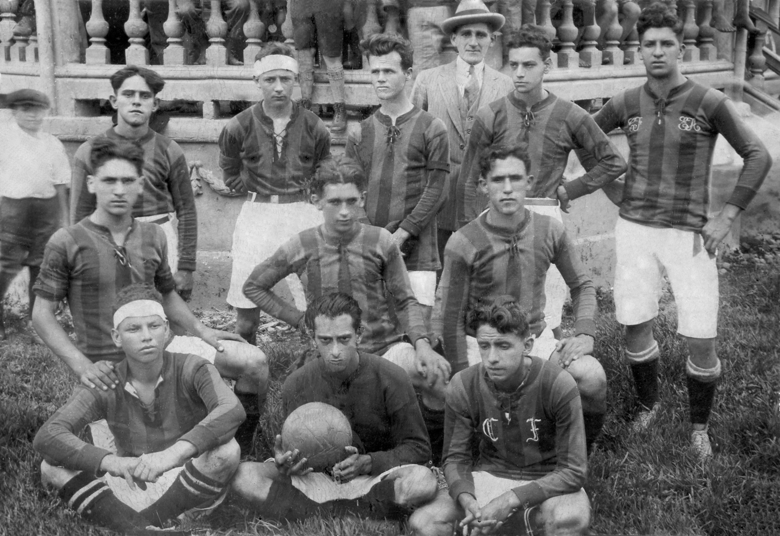 [C.S.-Fenix-1924.jpg]