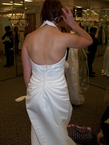 Romantic Back Wedding Dresses