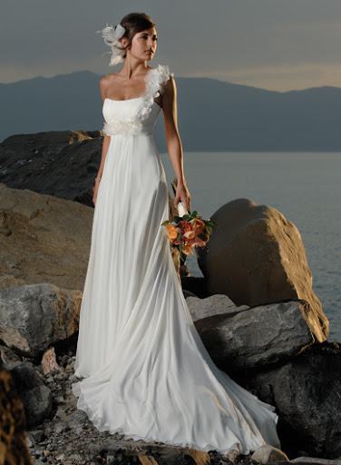 romantic one shoulder bridal gown
