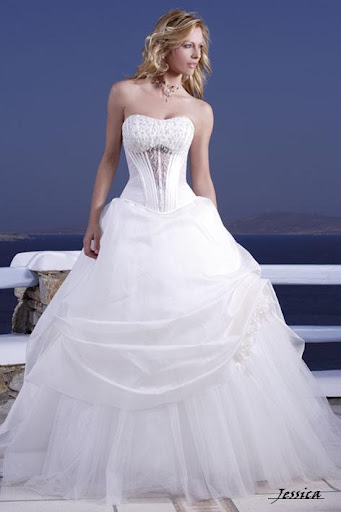Best Design of Beach Wedding Dresses / Bridal Gowns