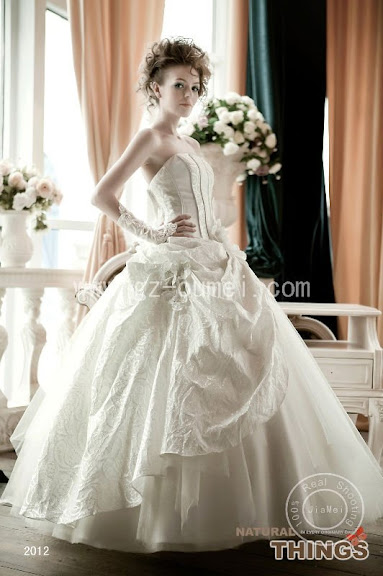 wedding/bridal-ball-gown-2012