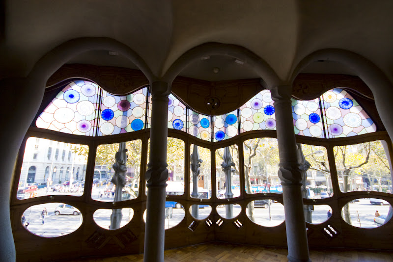 IMAGE: http://lh5.google.com/alistairksmith/RzdlLYZ8pKI/AAAAAAAADfU/0uk2m9OlhzQ/s800/IMG_9245.jpg