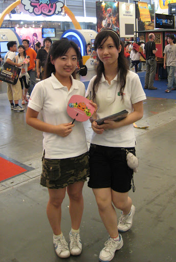 http://lh5.google.com/anikox/RpoNToCYTDI/AAAAAAAAAbs/poSrVXxpVvU/IMG_0400.JPG?imgmax=512