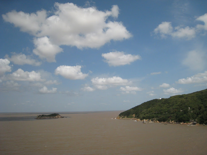 http://lh5.google.com/anikox/RxHFpMnrsXI/AAAAAAAABBI/IAXnmVbdds8/IMG_1305.JPG?imgmax=720