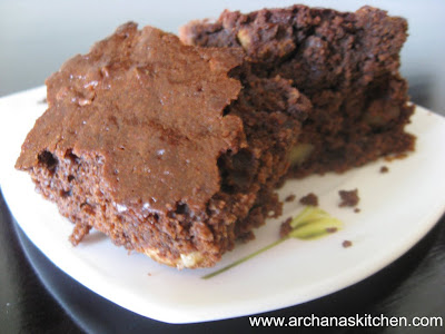 Chocolate walnut cake