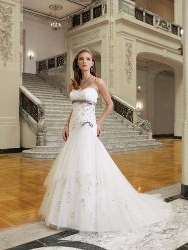Elegant White Wedding dress
