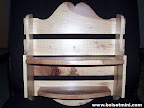 Tablette rustique en bois r&eacute;cup&eacute;r&eacute;, verni &agrave; base d'eau.