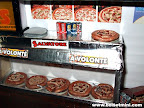 Reproduction miniature du comptoir &agrave; pizzas du Salvatore de L&eacute;vis.