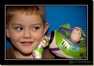 ethan and buzz web and BORDER