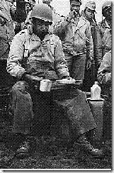 field_meal_aleutians_1943_375
