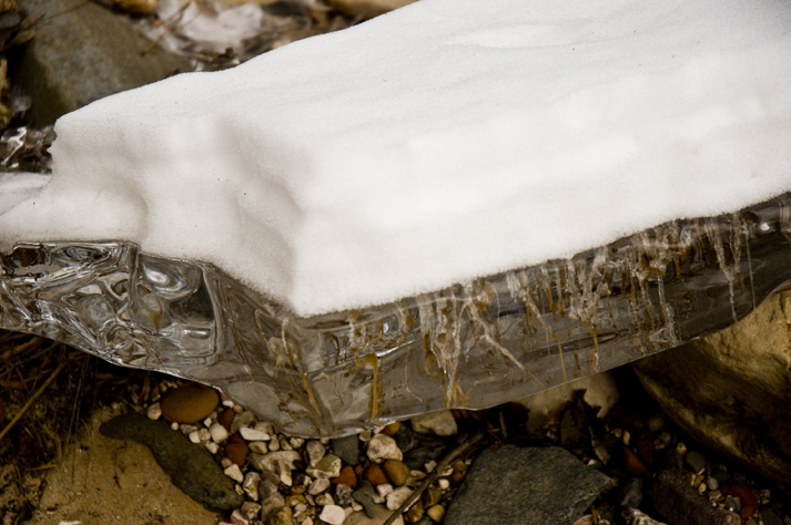 DSC_6871 huge block of ice fell from top to below west fork trail en az.jpg