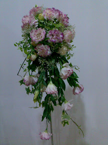 cascading bouquet
