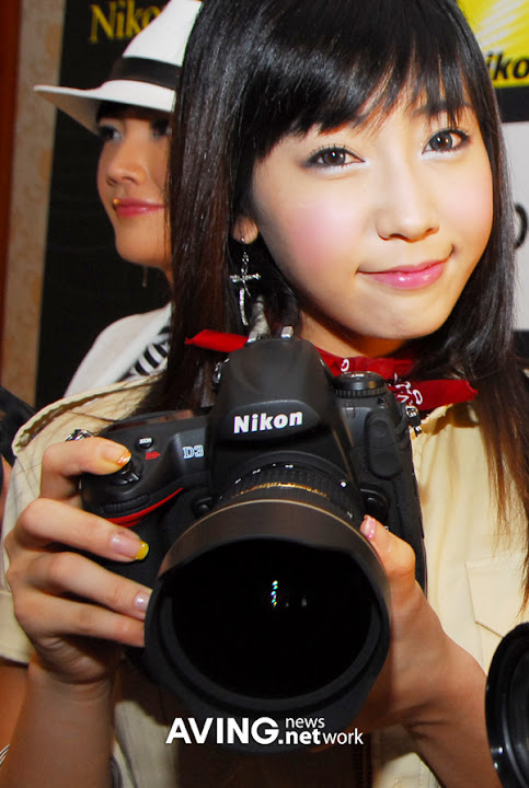 S.G ShowGirl Nikon  & ShowGirl -1.jpg SGShowGirl -  http://henku.info