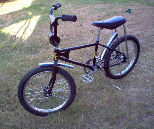 http://lh5.google.com/image/Reilley1/Rb-jBv1TKkI/AAAAAAAAAFs/_v7e0S4V2wY/BLK_CYC2.jpg?imgmax=512