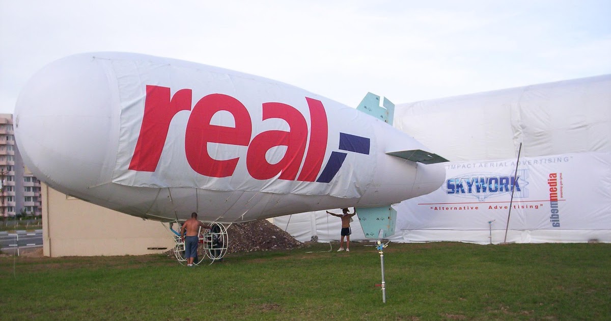 Airshipworld Blog "World`s Largest Advertising RC Airship" (60ft/18m