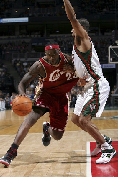 LeBron James8217 photos from past few NBA games