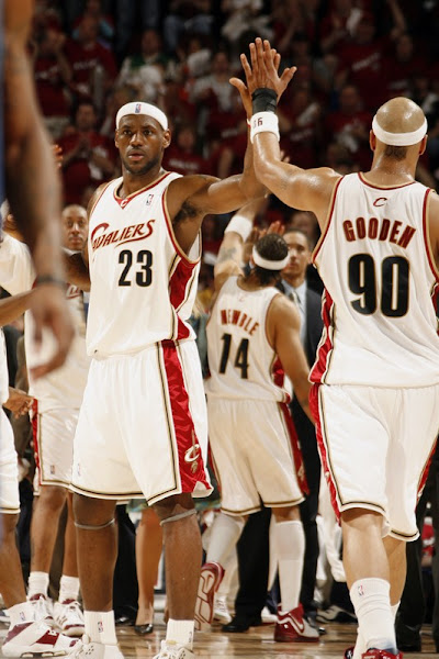 2007 NBA Playoffs photo recap round 1  game 1