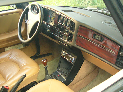 http://lh5.google.com/image/slash.tux/RmxPo8s9nQI/AAAAAAAAAZQ/fbdYDpySdWY/P1090039.JPG?imgmax=512