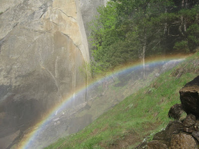 Rainbow in Mist Trail