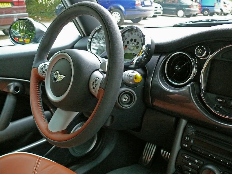 [Image: 2007%2008%2008%20MINI%20Cooper%20S%20cab...%20002.JPG]