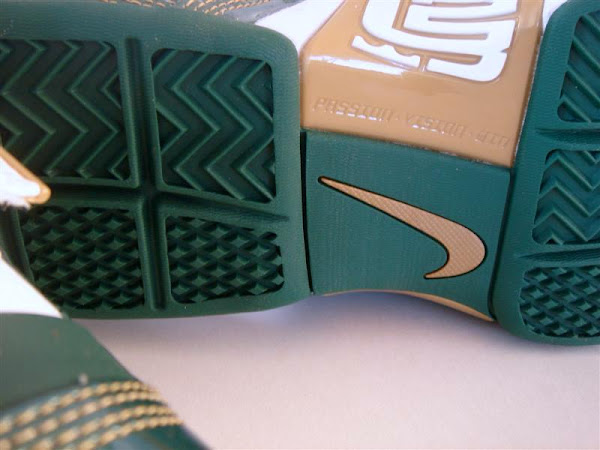 Another look at the SVSM Nike Zoom LeBron Soldier