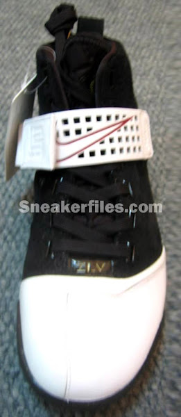 First LIVE look at the upcoming Nike Zoom LeBron V
