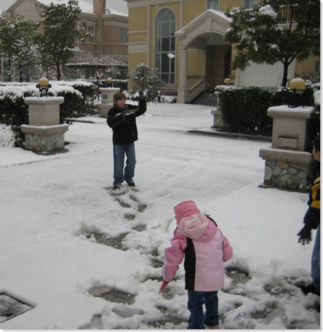 Snowball fight!!!