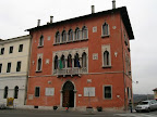 palazzorosso.jpg