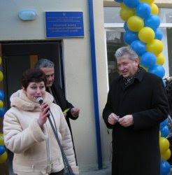 НА ПІВДЕННО-ЗАХІДНІЙ ЗАЛІЗНИЦІ З'ЯВИВСЯ ПЕРШИЙ РЕЙКОВИЙ АВТОБУС