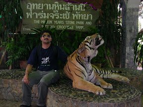 safari world thailand tiger