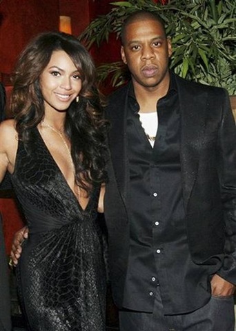 pictures of beyonce and jay z wedding. Jay-Z and Beyonce finally