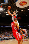 d1e4da98cf3f52958242e36770b02c3a-getty-76076160rw017_warriors_rockets.jpg