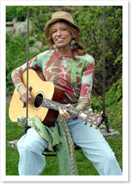 CARLY SIMON