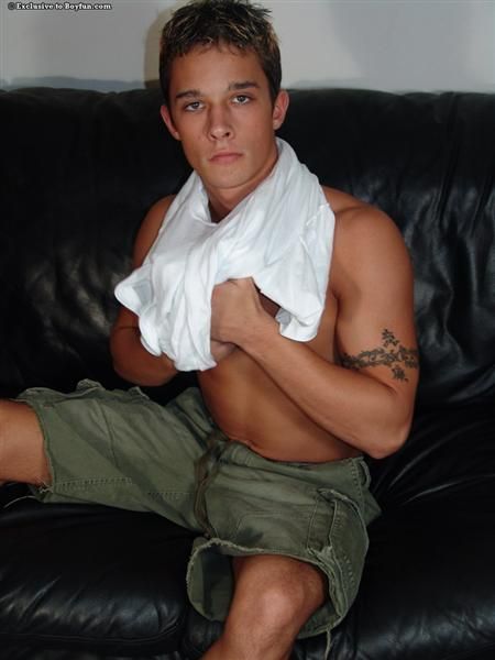 Click Here for More About Kyle at BoyFun.com.!