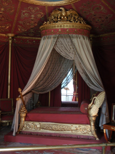 emperor-bed-canopy