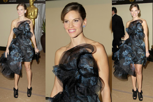 Hilary Swank Looks Amazing in Marchesa Gown + Christian Louboutin Bootie