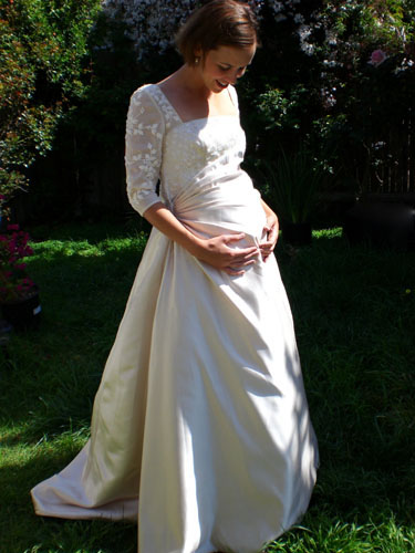 maternity_bridal_gown