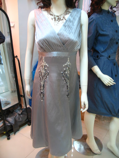 0803037 halter prom party dress/gown