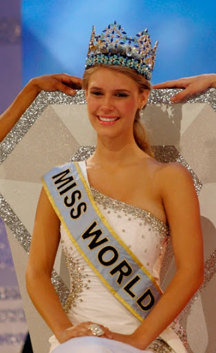 Alexandria Mills - Miss World 2010 Nude Photo Scandal