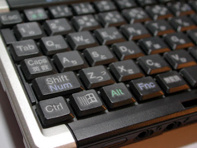 [HPC]強捍的掌上型電腦NTT DoCoMo Sigmarion III入手實錄 - 阿祥的網路筆記本