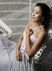 Sexy and Elegant Asian Wedding Gown
