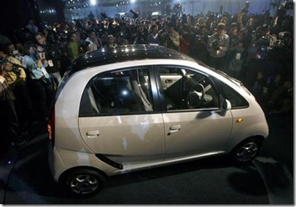 world's cheapest car Tata Nano photo